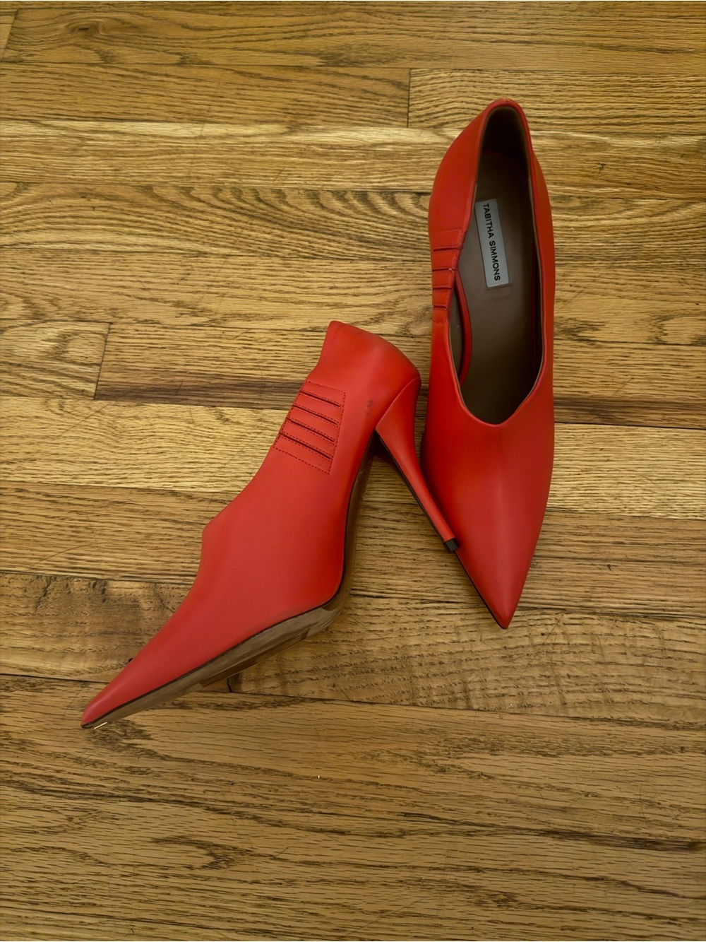 Tabitha Simmons Red Pointed Leather Pumps - Picture 2 of 3